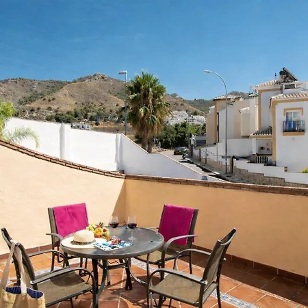 Andrea Willa Nerja