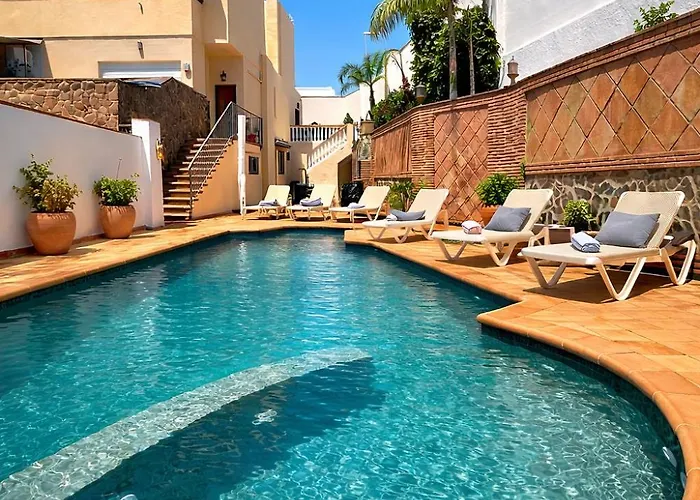 ヴィラ Andrea ネルハ